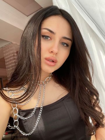 Проститутка Алиана